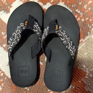 Teva Black and Cream Patterned Sandals